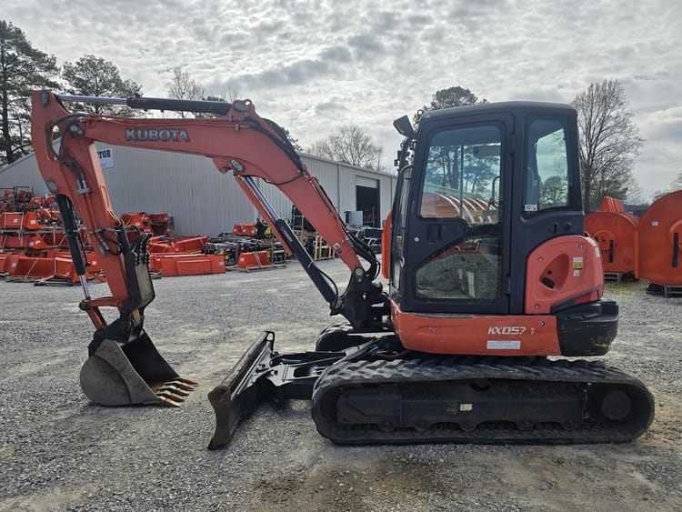 Kubota KX057R3AP Cab Excavator(~12,900 lbs.)