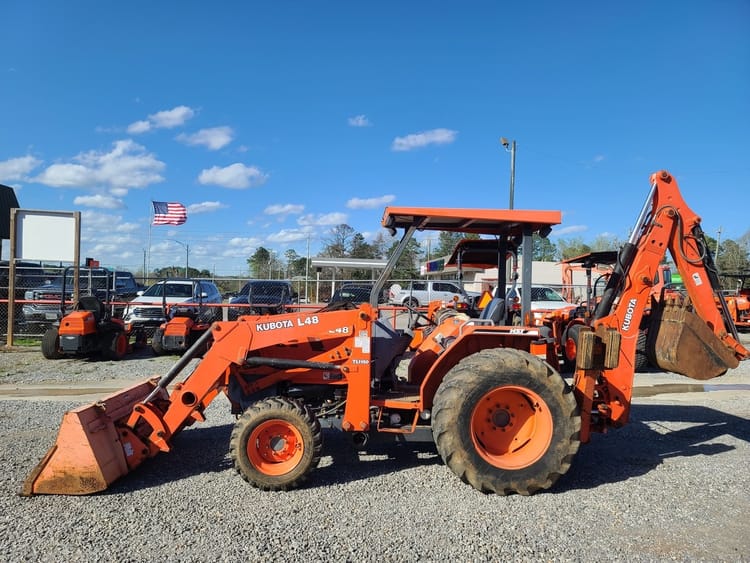 Kubota L48 4WD Tractor/Loader/Backhoe