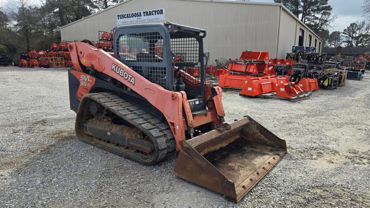 Kubota SVL95-2S Compact Track Loader