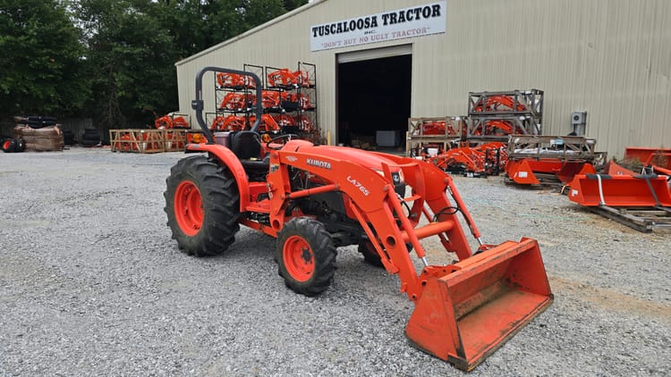 Kubota L4701DT 4WD Tractor Loader