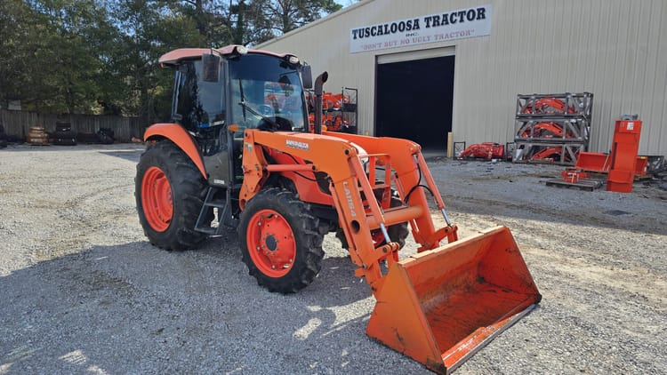 Kubota M7060HDC 4WD Cab Tractor Loader