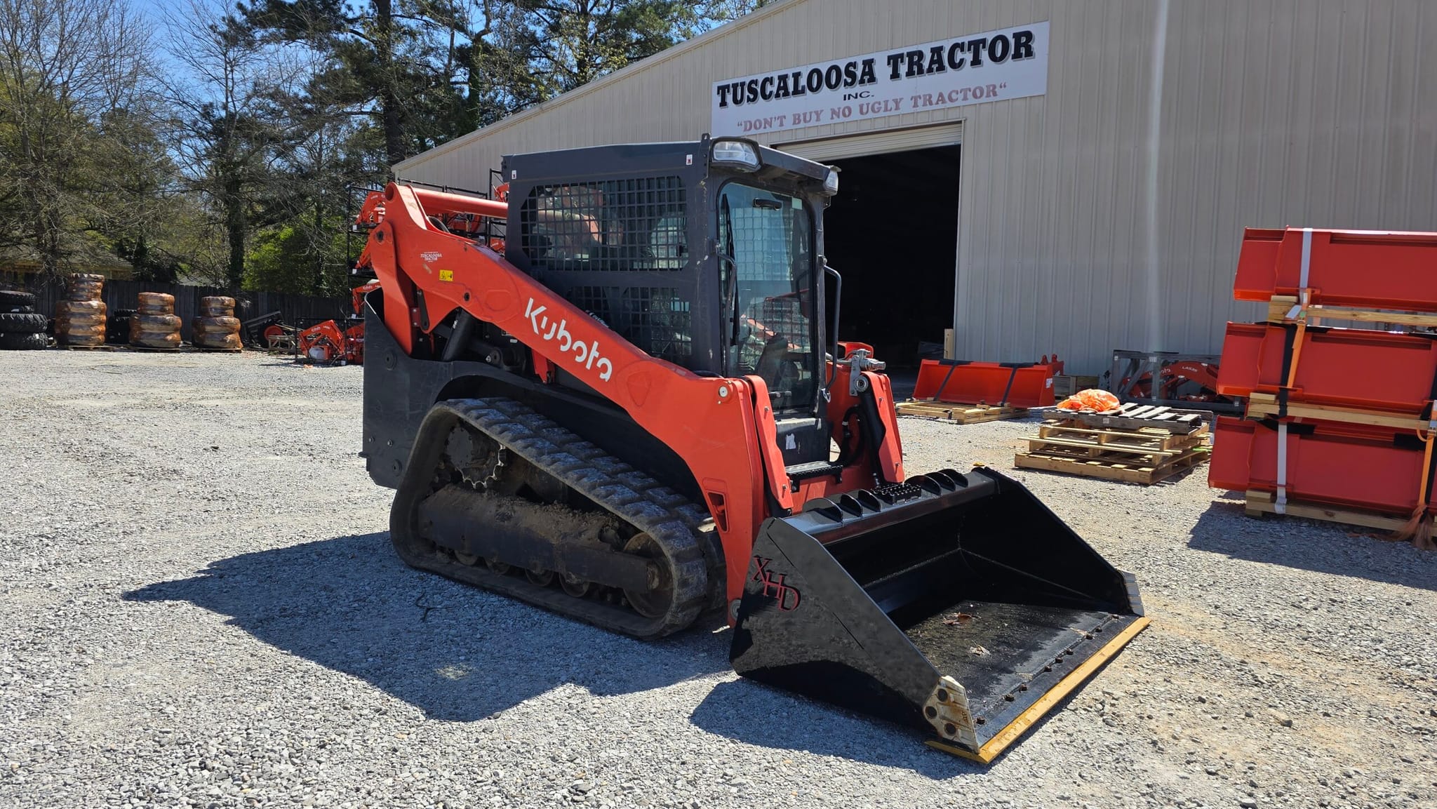 Kubota SVL75-3HWC Compact Track Loader