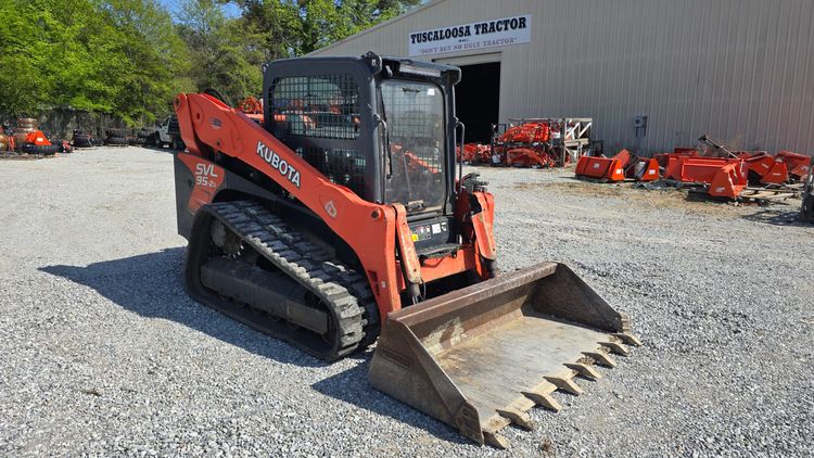 Kubota SVL95-2SHFC Compact Track Loader