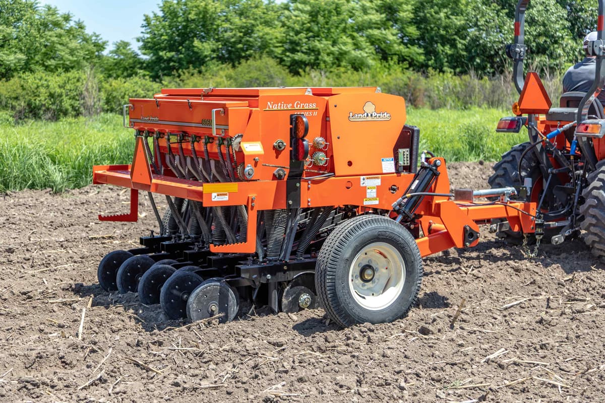 606NT COMPACT DRILLS